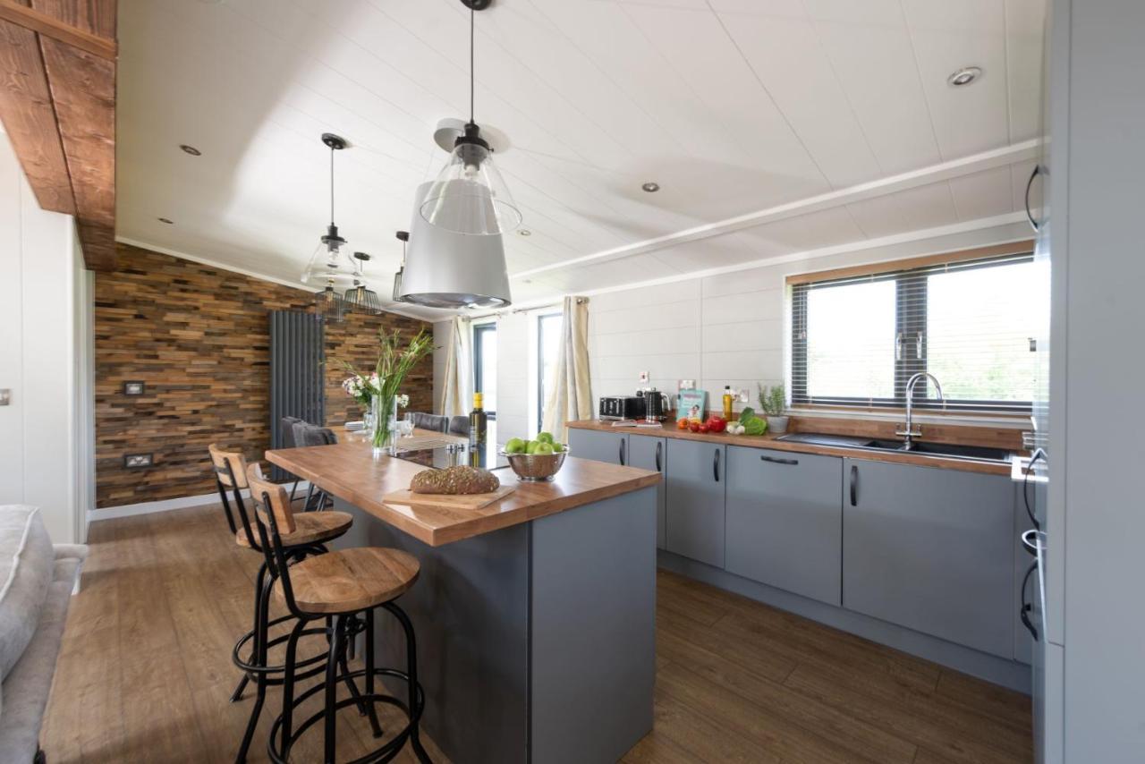 Primrose Lodge, 25 Roadford Lake Lodges Lifton Kültér fotó